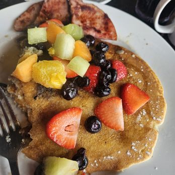 Symposium Cafe Restaurant Alliston - Pancakes with fruit. Yum! - Breakfast & Brunch Near Me - Alliston, Ontario Symposium Cafe Restaurant Alliston - Pancakes with fruit. Yum! - Breakfast & Brunch Near Me - Alliston, Ontario