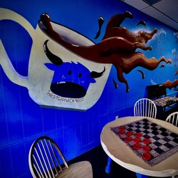 Blue Ox Cafe - Great mural on the wall... great food and atmosphere