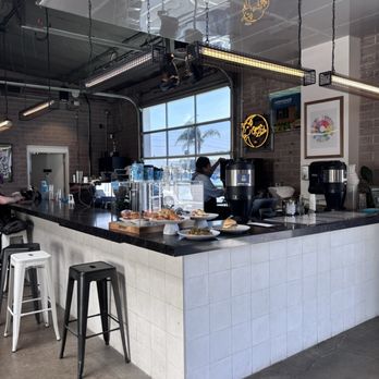 MoonGoat Coffee Roasters - Coffee bar and counter - Coffee Roasteries Near Me - Costa Mesa, California MoonGoat Coffee Roasters - Coffee bar and counter - Coffee Roasteries Near Me - Costa Mesa, California