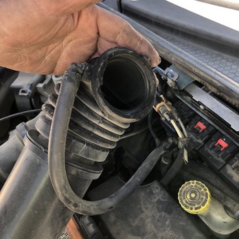Baxter Chrysler Dodge Jeep Ram Papillion - Air hose clamp off - Auto Repair Near Me - Omaha, Nebraska Baxter Chrysler Dodge Jeep Ram Papillion - Air hose clamp off - Auto Repair Near Me - Omaha, Nebraska