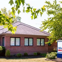 Mission Vet Urgent Care - Blue Ash - Exterior