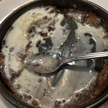 BJ's Restaurant & Brewhouse - Pizookies - New American Near Me - Webster, Texas