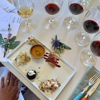 Le Cuvier Winery - Wineries Near Me - Paso Robles, California