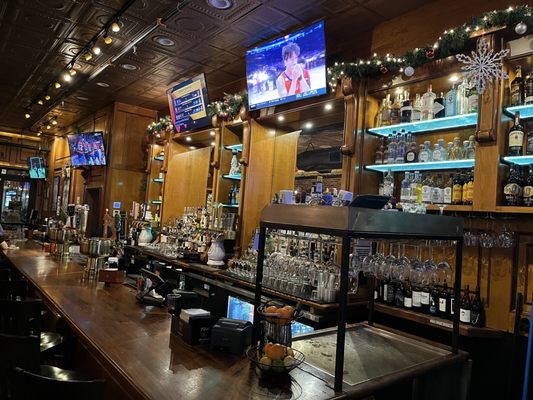 Clear Sky on Cleveland by null