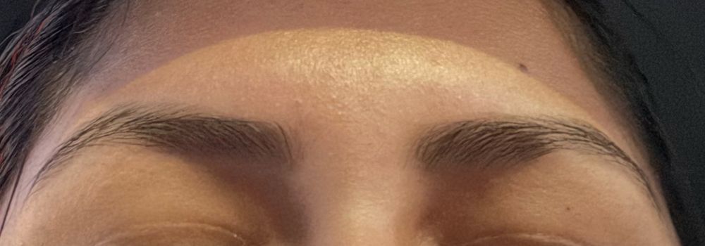 Threading Brow Bar Logo