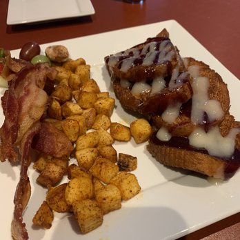 Circa 81 - Fried French Toast WITH RASBERRY SYRUP - Tapas/Small Plates Near Me - Morehead City, North Carolina