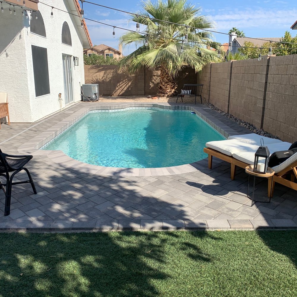 Barefoot Pools - Pool Cleaners Near Me - Gilbert, Arizona