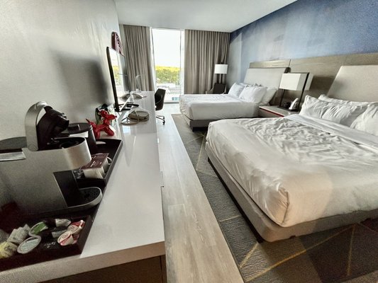 The Summit Hotel by null