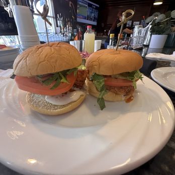 Hole 19 - Scratch Kitchen + Bar - Buffalo chicken slide - Sports Bars Near Me - Miami Springs, Florida Hole 19 - Scratch Kitchen + Bar - Buffalo chicken slide - Sports Bars Near Me - Miami Springs, Florida