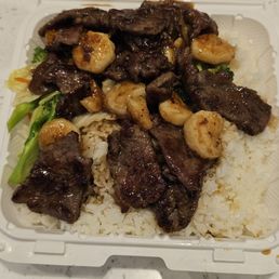 #6 Teriyaki steak and Strimp over rice and veggie