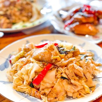 Little Plearn Thai Kitchen - Pad Kee Mao (IG @ boba._.addict) - Thai Near Me - Berkeley, California Little Plearn Thai Kitchen - Pad Kee Mao (IG @ boba._.addict) - Thai Near Me - Berkeley, California