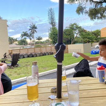 3 Sons Brewing - Patio area - Breweries Near Me - Dania Beach, Florida