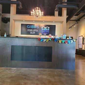 Chandra Gibbs, OD - Reception desk - Optometrists Near Me - Richardson, Texas Chandra Gibbs, OD - Reception desk - Optometrists Near Me - Richardson, Texas