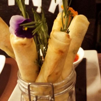 Viana - Prawn and Veggie Spring rolls! - Spanish Near Me - Barcelona, B Viana - Prawn and Veggie Spring rolls! - Spanish Near Me - Barcelona, B