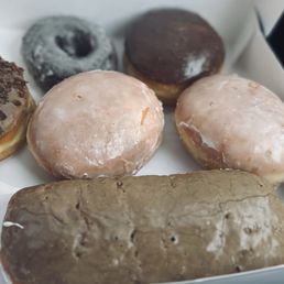 Cream filled and delicious cake donuts Cream filled and delicious cake donuts