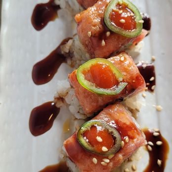 Fansea Sushi - The Heat roll - Sushi Bars Near Me - Manhattan Beach, California