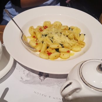 Fortnum & Mason - Department Stores Near Me - London, XGL
