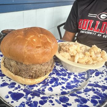 Bleu House - pulled pork bbq sandwich with Mac & cheese - Sandwiches Near Me - Norcross, Georgia