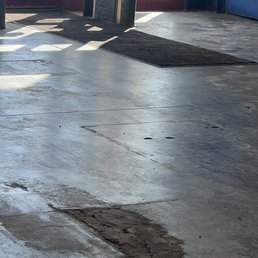 Pep Boys - Disgusting floor with dirt everywhere - Auto Repair Near Me - Patchogue, New York