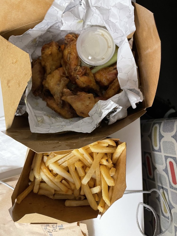 FIREBELLY WINGS New York, New York Food Delivery Services