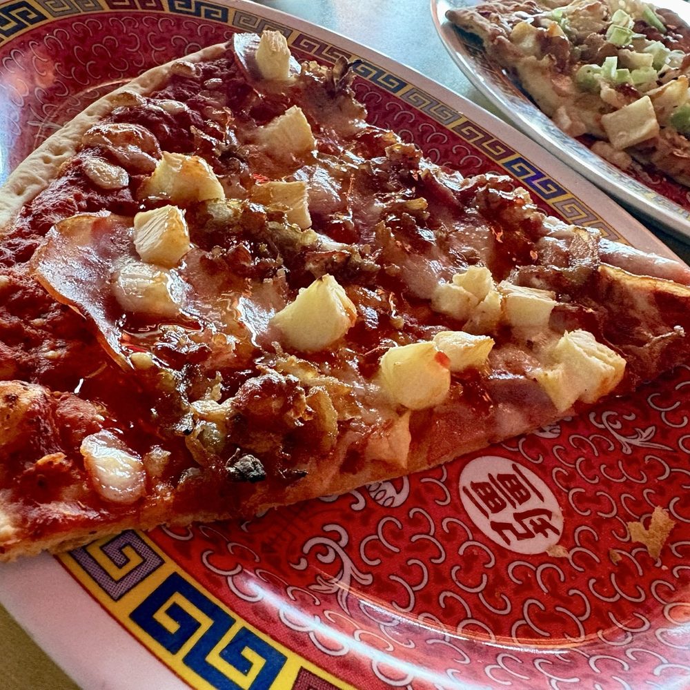 Fong's Pizza - Polynesian - Pizza Near Me - Des Moines, Iowa