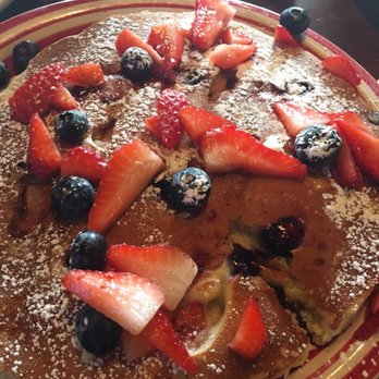 Mimosas Cafe - Short stack of pancakes (blueberry and strawberry) - Breakfast & Brunch Near Me - San Jose, California