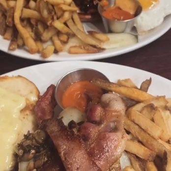 Burger Antics - Burgers Near Me - Brookfield, Illinois Burger Antics - Burgers Near Me - Brookfield, Illinois