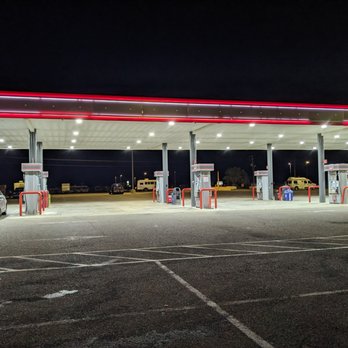 Clines Corners Travel Center - Clines Corners Travel Center at 6am - Gas Stations Near Me - Clines Corners, New Mexico Clines Corners Travel Center - Clines Corners Travel Center at 6am - Gas Stations Near Me - Clines Corners, New Mexico