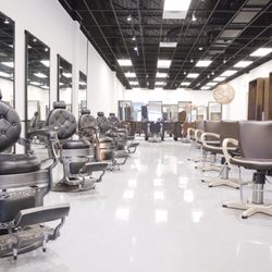 Eikonic Academy - Eikonic Academy Salon & Barbershop Floor