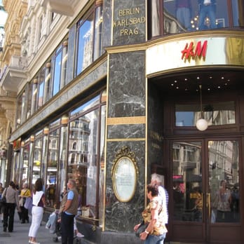 H&M - Women's Clothing Near Me - Vienna, 9