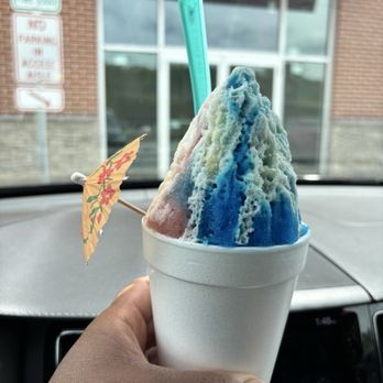 Bahama Buck's - Waldorf - Baby sized Custom flavor w/ condensed milk and tropical crème - Juice Bars & Smoothies Near Me - Waldorf, Maryland Bahama Buck's - Waldorf - Baby sized Custom flavor w/ condensed milk and tropical crème - Juice Bars & Smoothies Near Me - Waldorf, Maryland