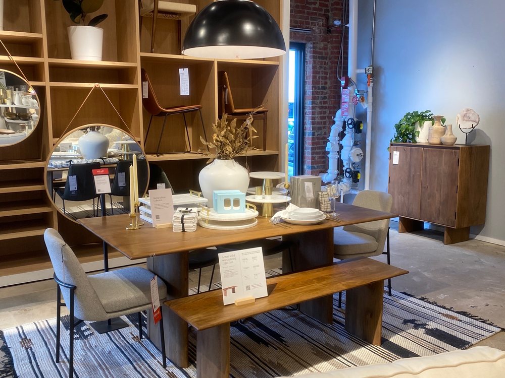 WEST ELM Updated May 2024 10 Reviews 3117 W Cary St, Richmond