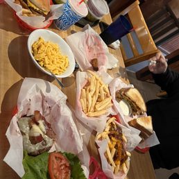 1/2 lb. Grilled Cheese Bacon Cheeseburger, Kids Cheeseburger, Chili Cheese Fries,1/2 Buttery Garlic Bacon Cheeseburger 1/2 lb. Grilled Cheese Bacon Cheeseburger, Kids Cheeseburger, Chili Cheese Fries,1/2 Buttery Garlic Bacon Cheeseburger