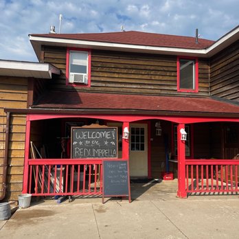 Red Umbrella Inn - Good morning! - Hotels Near Me - Minden, Ontario