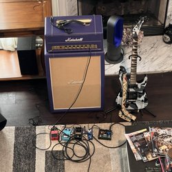 British Audio Service & Music - Marshall Min Plex SV20 with my Jackson soloist and pedals.