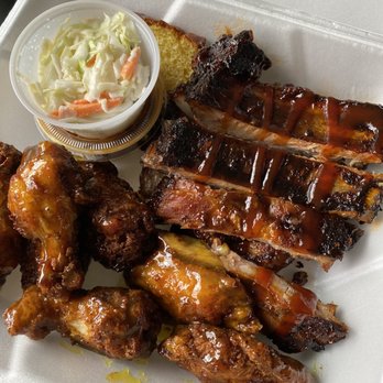 Memphis BBQ - Honey garlic wings, ribs, coleslaw - Barbeque Near Me - Woodbridge, Ontario