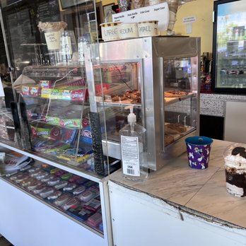 Rick's Ice Cream - Oreo burst - Ice Cream & Frozen Yogurt Near Me - Palo Alto, California