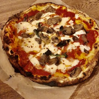 Bambolina Restaurant - Margherita Pizza (w/ mushrooms) - Pizza Near Me - Salem, Massachusetts Bambolina Restaurant - Margherita Pizza (w/ mushrooms) - Pizza Near Me - Salem, Massachusetts