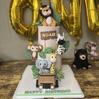 DH Cake Studio - Safari themed cake - Cupcakes Near Me DH Cake Studio - Safari themed cake - Cupcakes Near Me