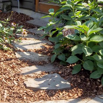 Lapis Design Company - Rock Path - Gardeners Near Me Lapis Design Company - Rock Path - Gardeners Near Me