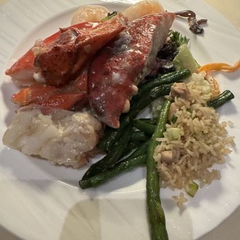 Genting Palace - Lobster, beans, fried rice, my plate - Cantonese Near Me - Las Vegas, Nevada Genting Palace - Lobster, beans, fried rice, my plate - Cantonese Near Me - Las Vegas, Nevada