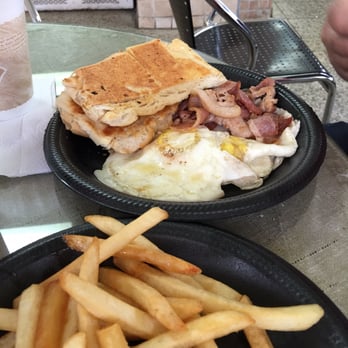 La Cocina De Juanita - Eggs over easy - Breakfast & Brunch Near Me - Maunabo, Puerto Rico La Cocina De Juanita - Eggs over easy - Breakfast & Brunch Near Me - Maunabo, Puerto Rico