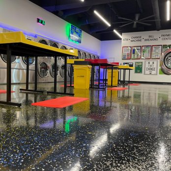 Johnny Rabbit's Laundromat - CLEAN FACILITY / PREMIUM AMENITIES - Laundromat Near Me - Pelham, Alabama Johnny Rabbit's Laundromat - CLEAN FACILITY / PREMIUM AMENITIES - Laundromat Near Me - Pelham, Alabama