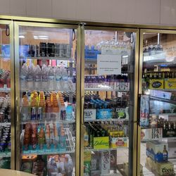 Alamorio Country Store - Some of the drink available