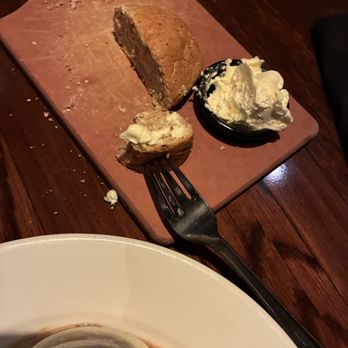 LongHorn Steakhouse - Complimentary bread - Steakhouses Near Me - Nashville, Tennessee LongHorn Steakhouse - Complimentary bread - Steakhouses Near Me - Nashville, Tennessee