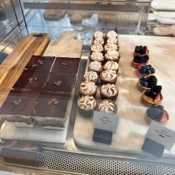 Tout Suite - Pastries - Cafes Near Me - Houston, Texas