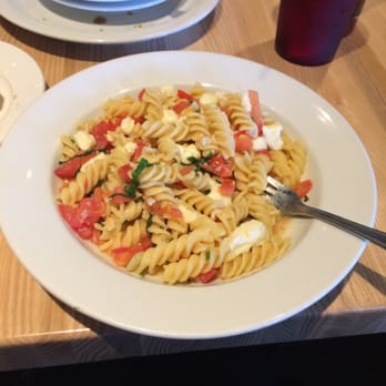 Babbo Italian Eatery - Fresh tomato mozzarella! I get it every time. It's light and fresh and heaven on a plate!!!! - Italian Near Me - Glendale, Arizona