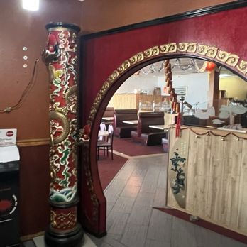 Ton's Palace Chinese Restaurant - Inside - Cantonese Near Me - Lancaster, Texas