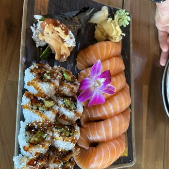 Gen Sushi - Sushi Bars Near Me - Battle Ground, Washington