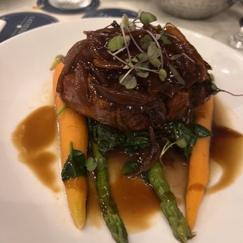 Latitudes - All - Natural Beef Tenderloin - Seafood Near Me - Highland Beach, Florida